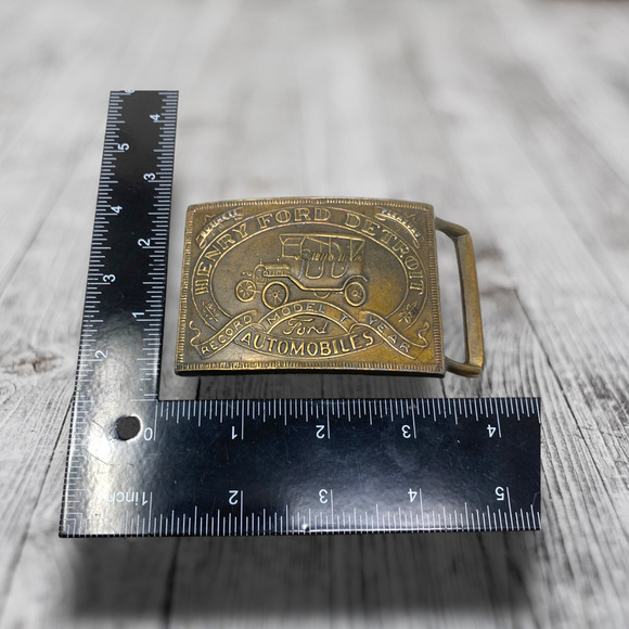Vintage Ford Motor Company Model T Detroit Automobile Belt Buckle - Picture 4 of 4